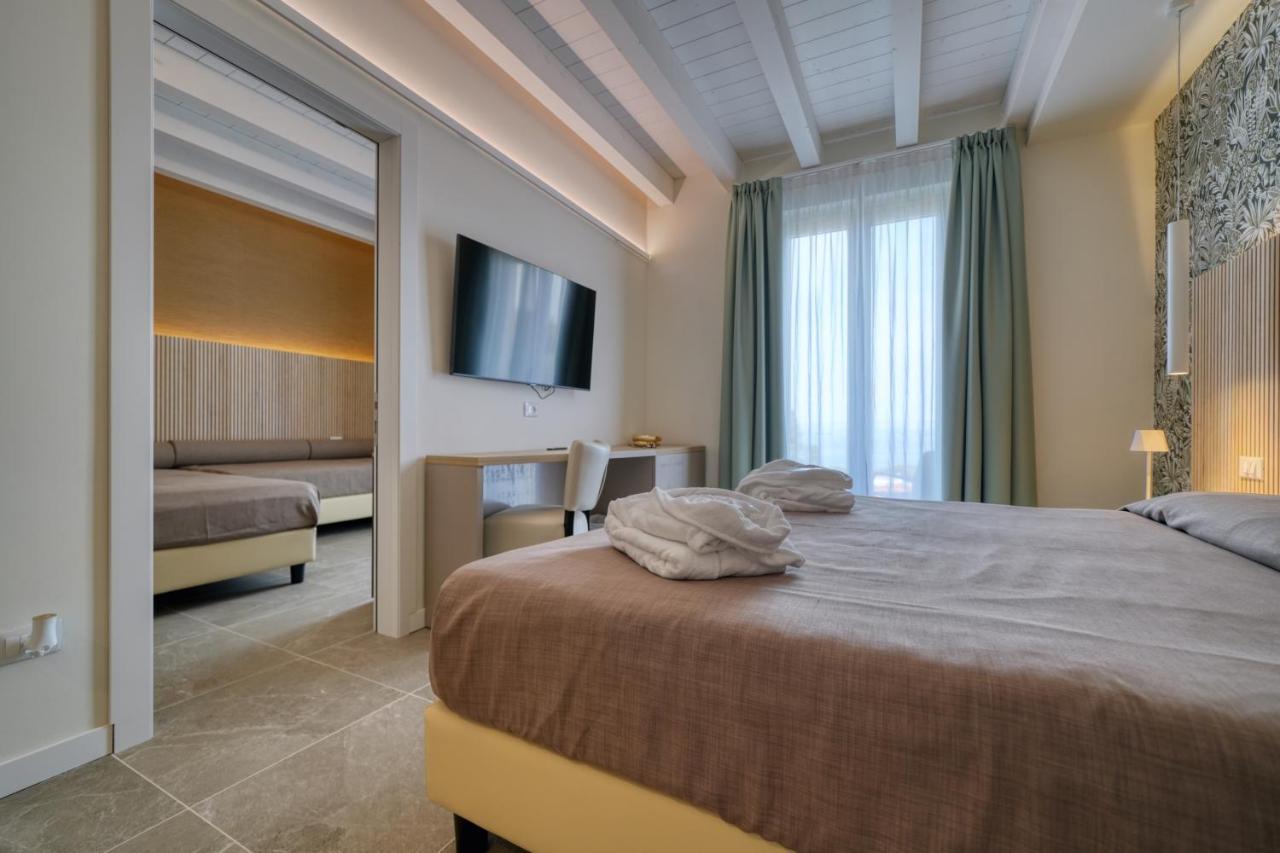 Hotel Palazzo Del Garda & Spa Ντεζεντσάνο ντελ Γκάρντα Εξωτερικό φωτογραφία