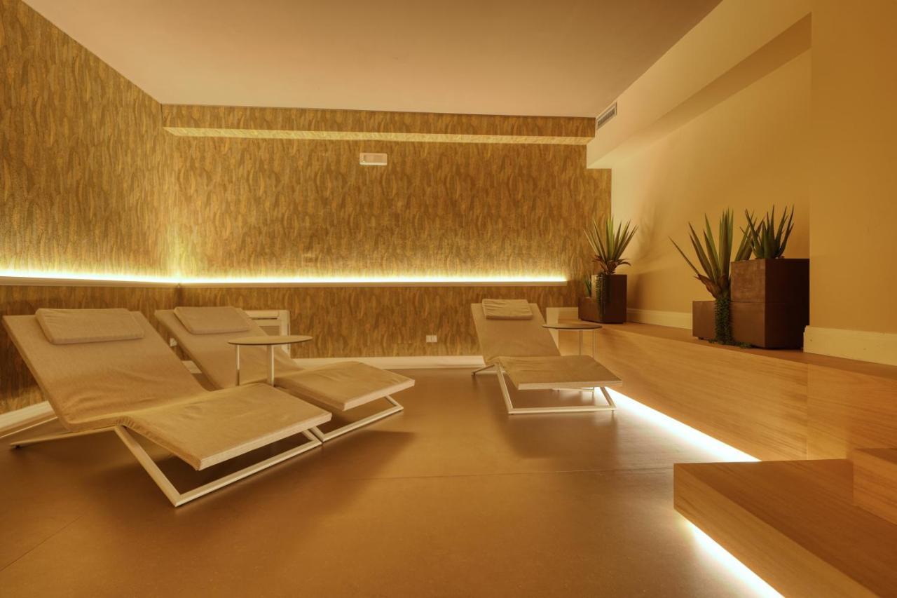 Hotel Palazzo Del Garda & Spa Ντεζεντσάνο ντελ Γκάρντα Εξωτερικό φωτογραφία