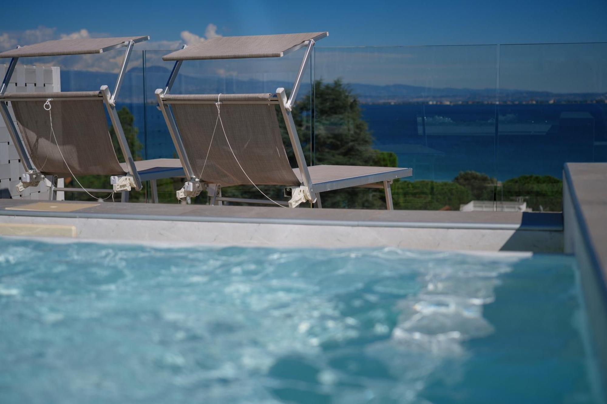 Hotel Palazzo Del Garda & Spa Ντεζεντσάνο ντελ Γκάρντα Εξωτερικό φωτογραφία