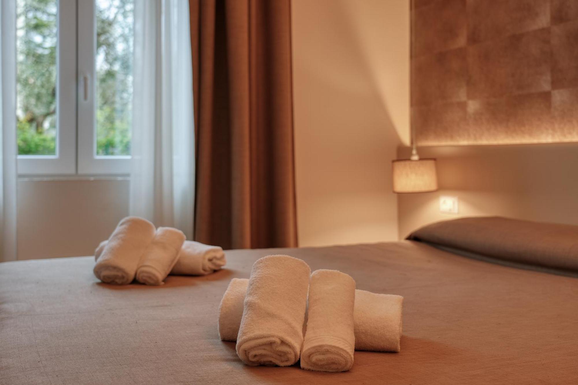 Hotel Palazzo Del Garda & Spa Ντεζεντσάνο ντελ Γκάρντα Εξωτερικό φωτογραφία