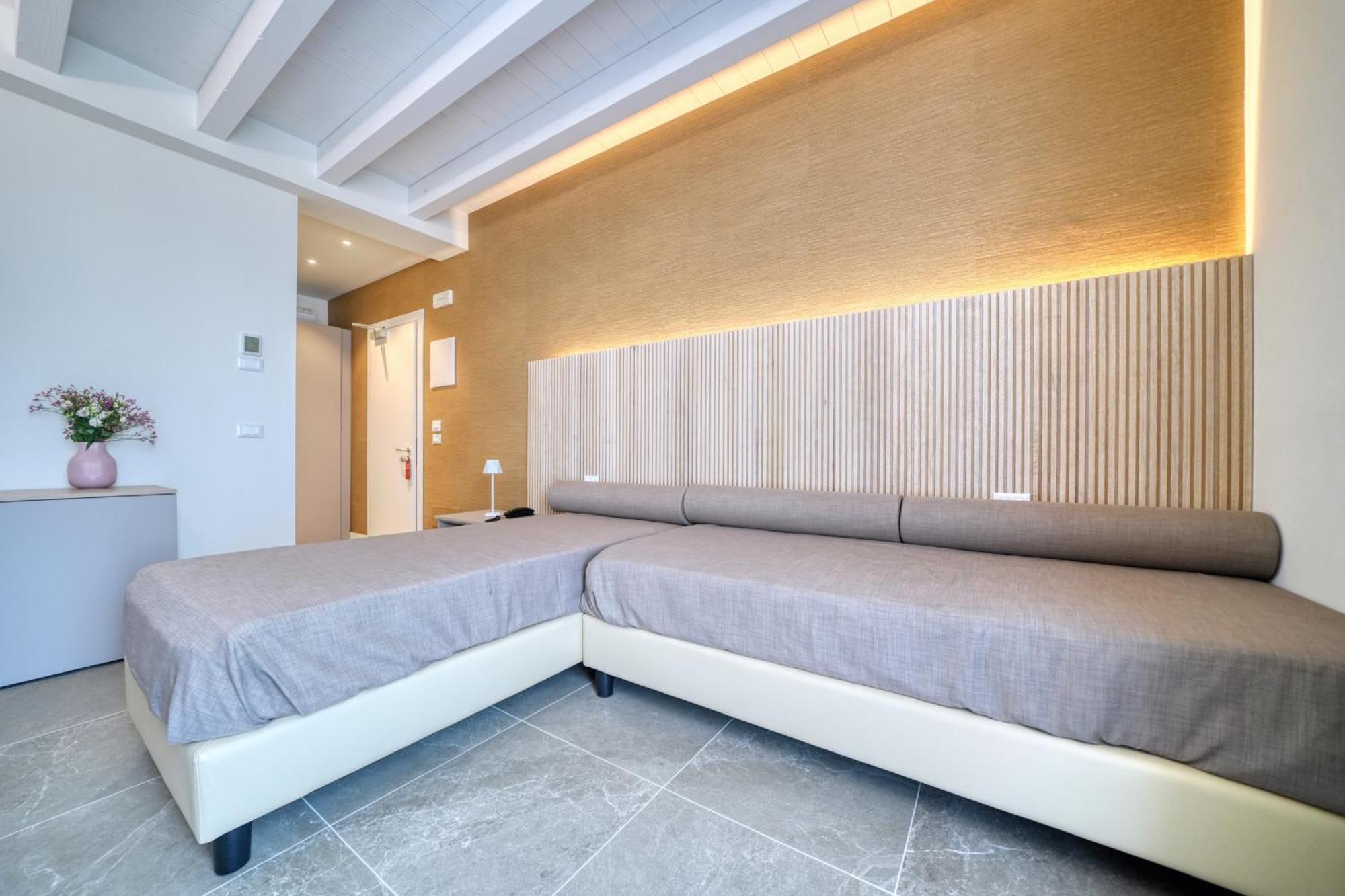 Hotel Palazzo Del Garda & Spa Ντεζεντσάνο ντελ Γκάρντα Εξωτερικό φωτογραφία