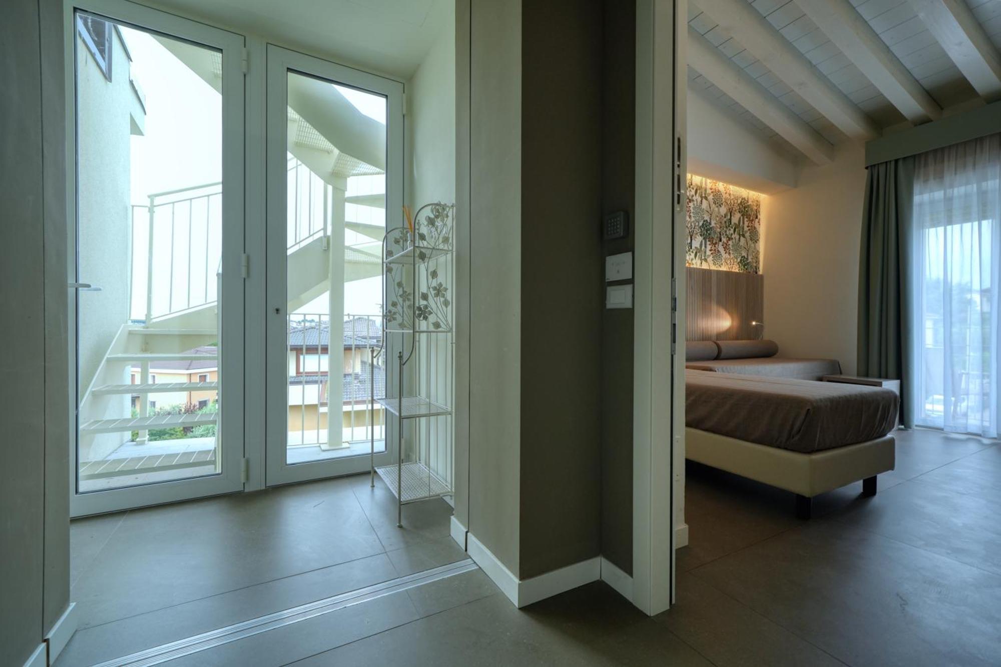 Hotel Palazzo Del Garda & Spa Ντεζεντσάνο ντελ Γκάρντα Εξωτερικό φωτογραφία