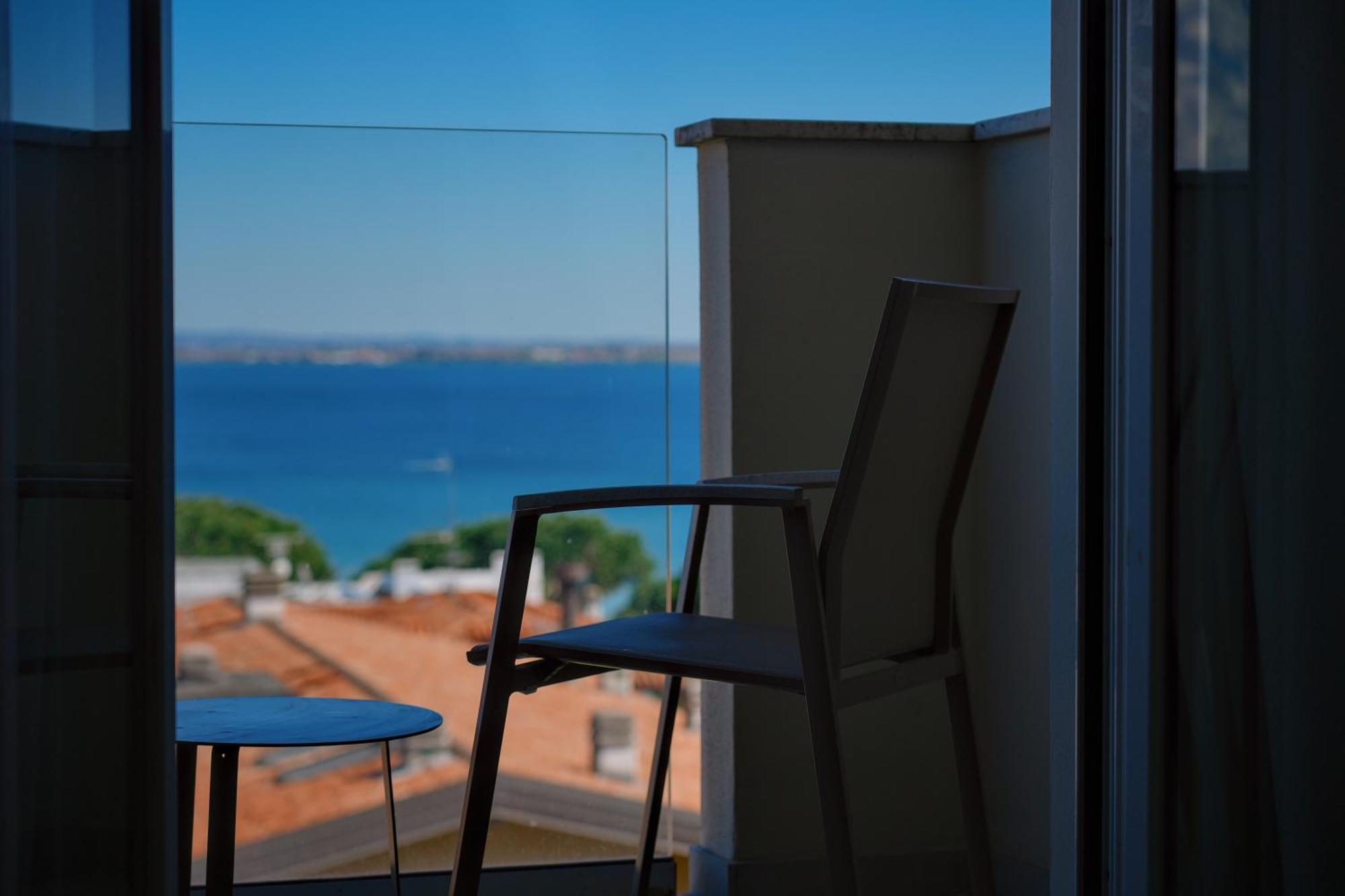 Hotel Palazzo Del Garda & Spa Ντεζεντσάνο ντελ Γκάρντα Εξωτερικό φωτογραφία